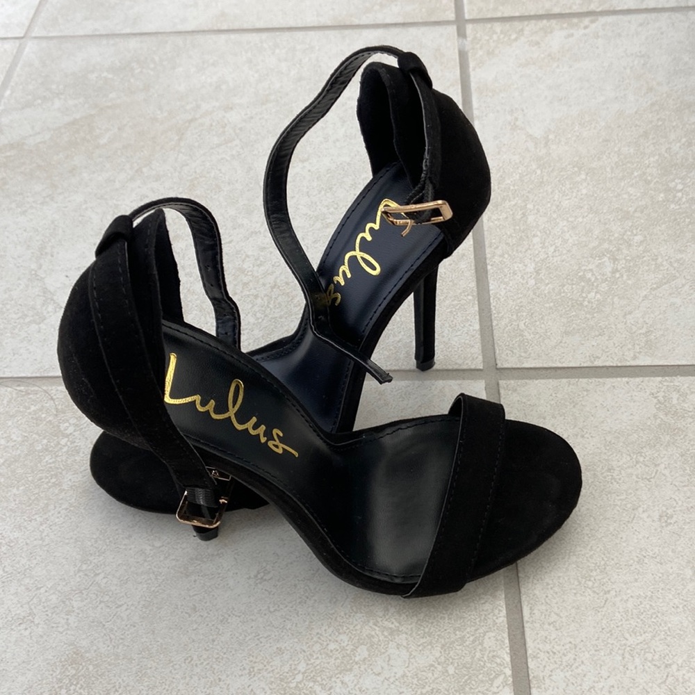Black suede heels